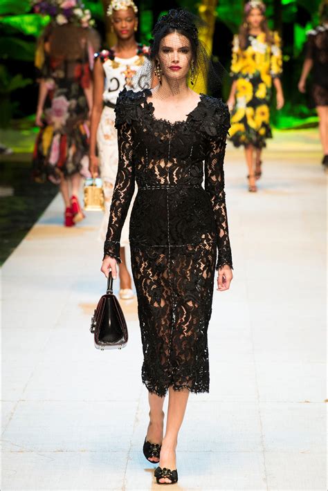 dolce and gabbana dresses 2021.